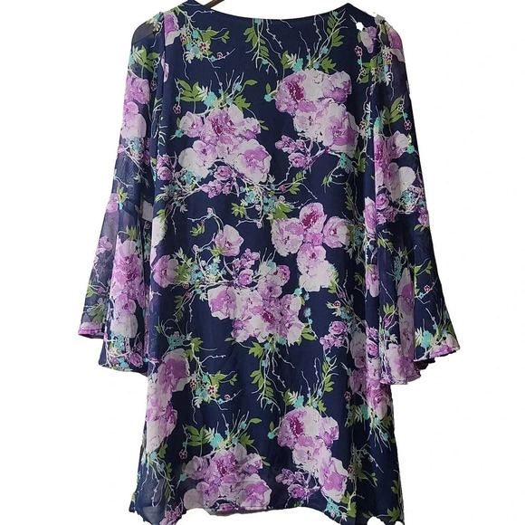 Newbury Custom Dress Women's Size Medium Purple Floral Lined Bell Sleeve - Picture 2 of 6